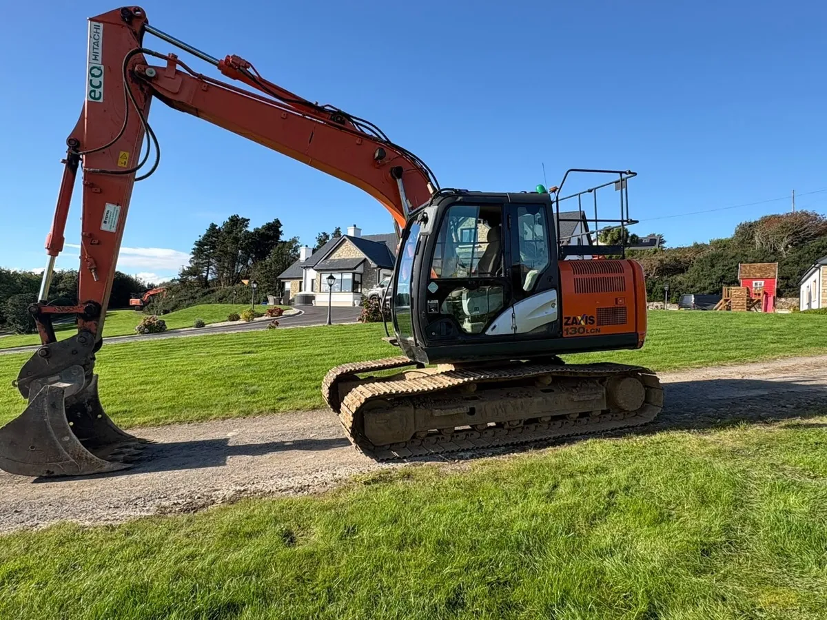 2016 Hitachi 130-5B - Image 4