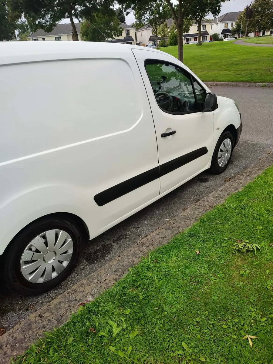 Peugeot Partner - Image 4