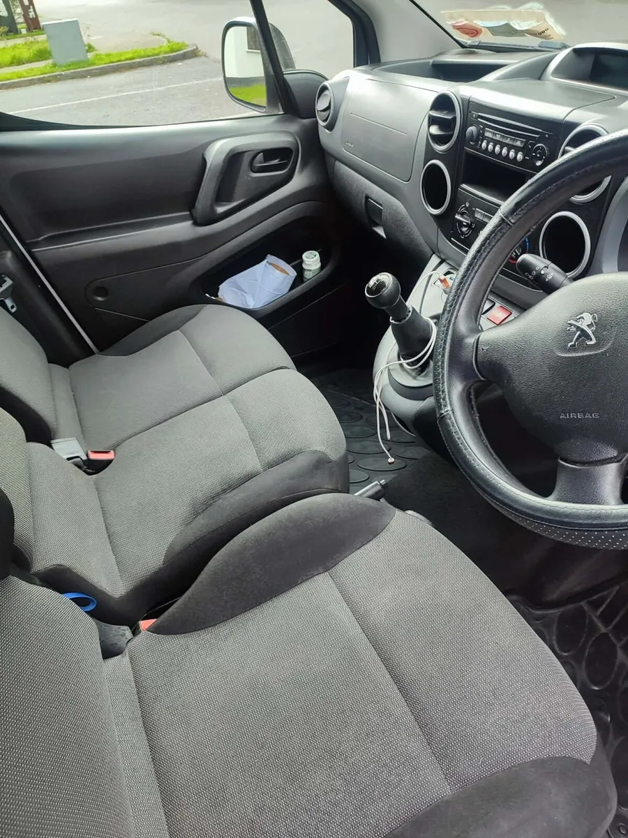 Peugeot Partner - Image 2
