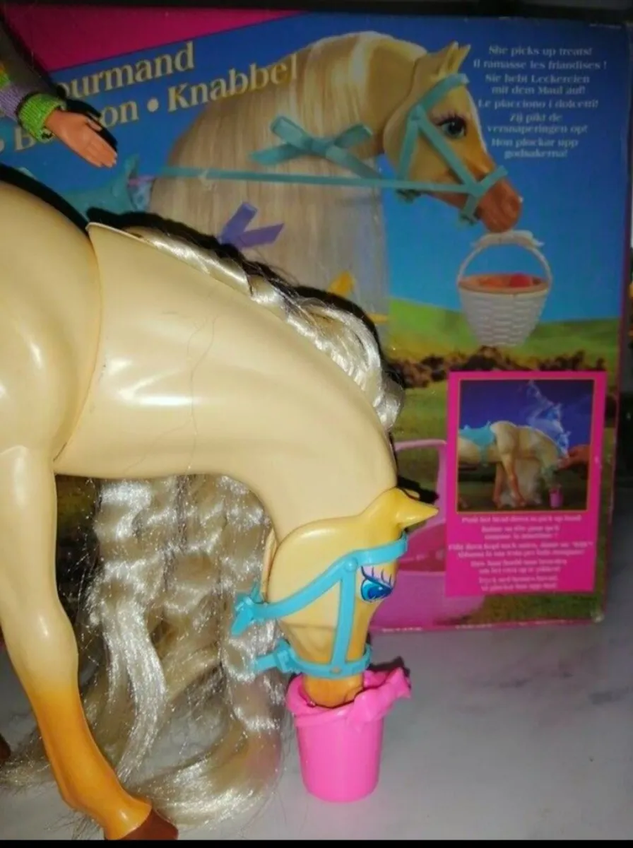 Barbie Nibbles Horse - Image 3