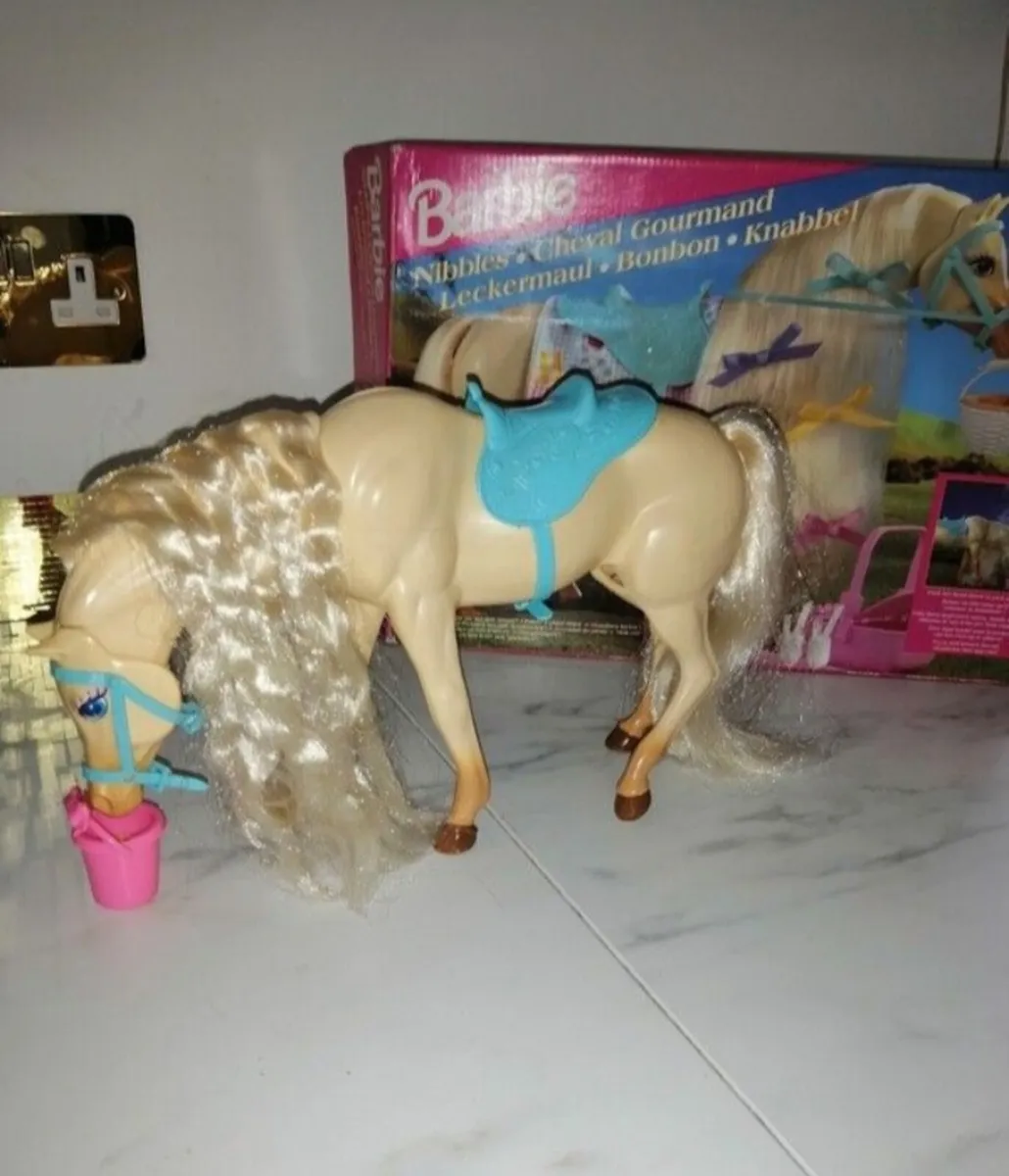 Barbie Nibbles Horse - Image 4