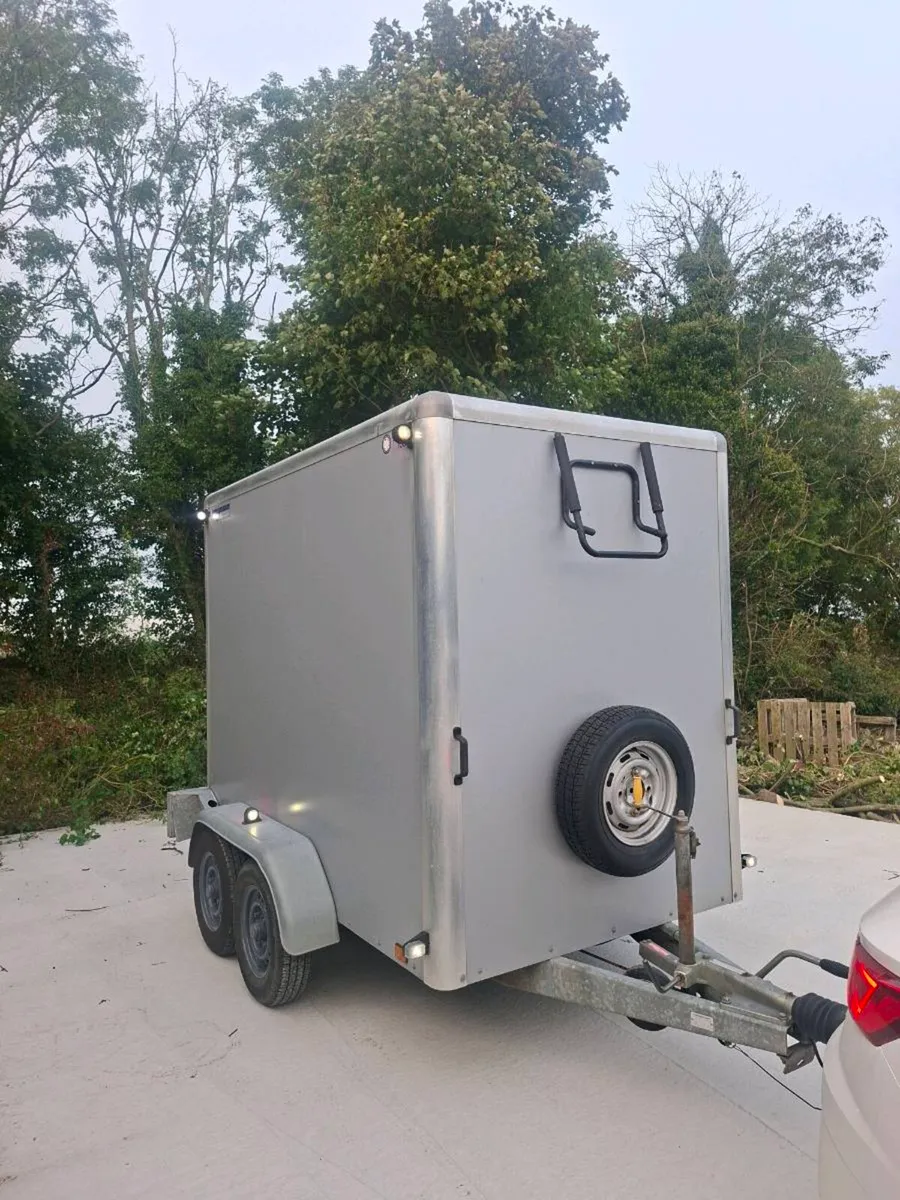 Box trailer 8x5 - Image 1
