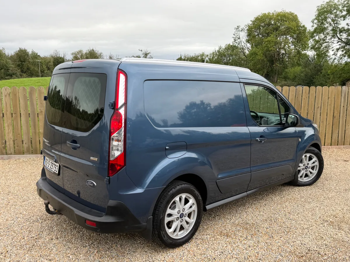 2018 Ford Transit Connect 200 LTD EDITION Auto - Image 2