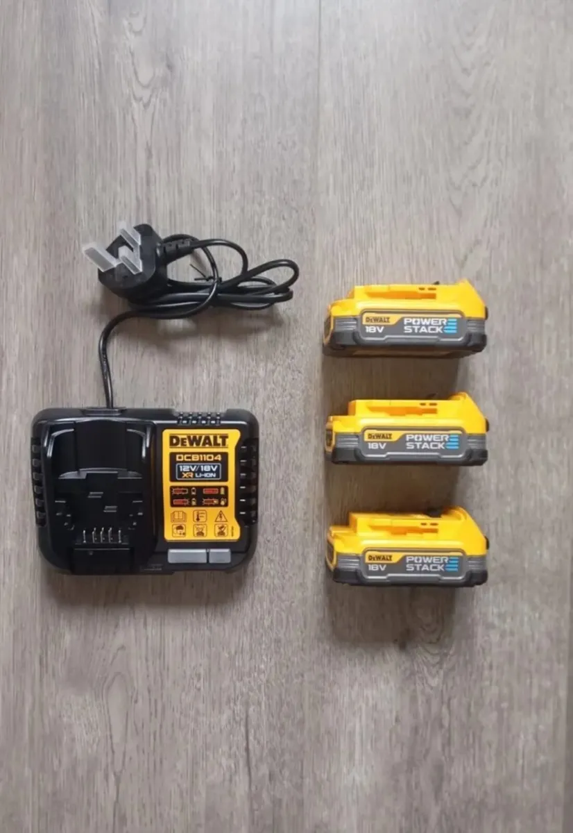 DeWalt Powerstack Batteries & Charger (New)