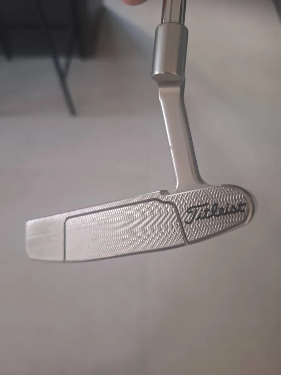 Scotty Cameron Select Newport 2 Putter 34" - Image 3