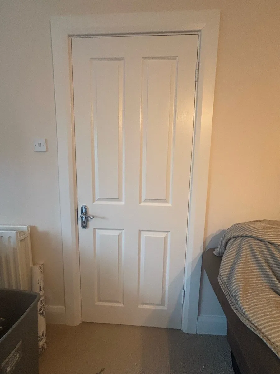 2 hardwood doors - Image 1