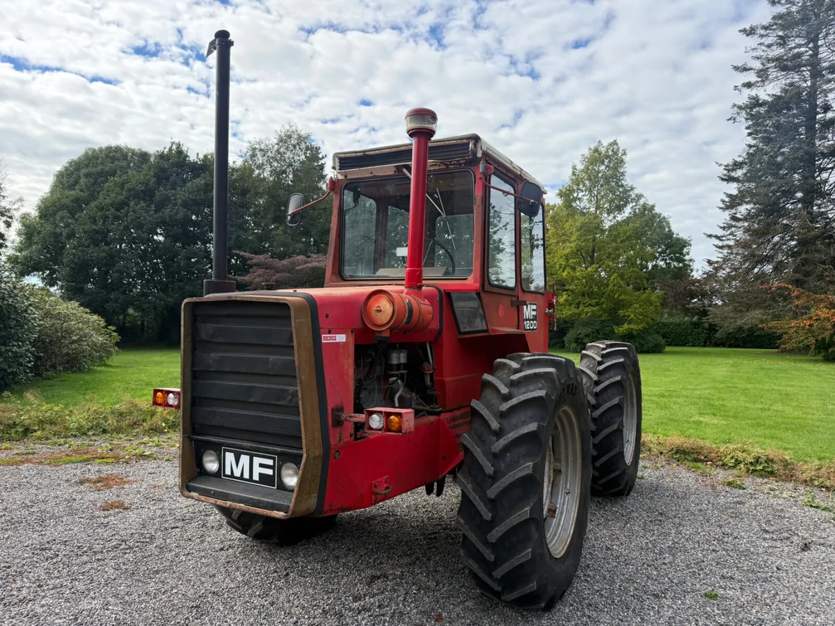 Massey 1200 New Tyres €23950 Plus Vat - Image 4