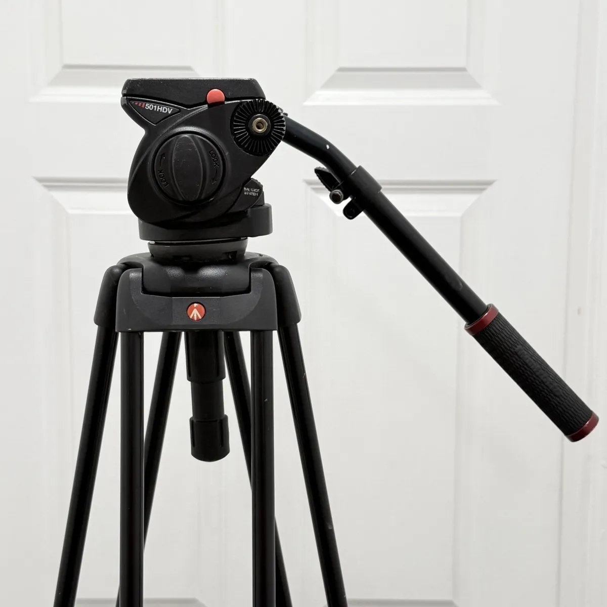 Manfrotto 546GB aluminium tripod 501 HDV fluid hea - Image 2