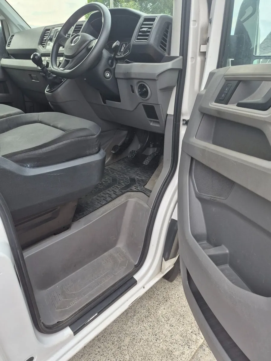 Volkswagen Crafter 2021 - Image 4