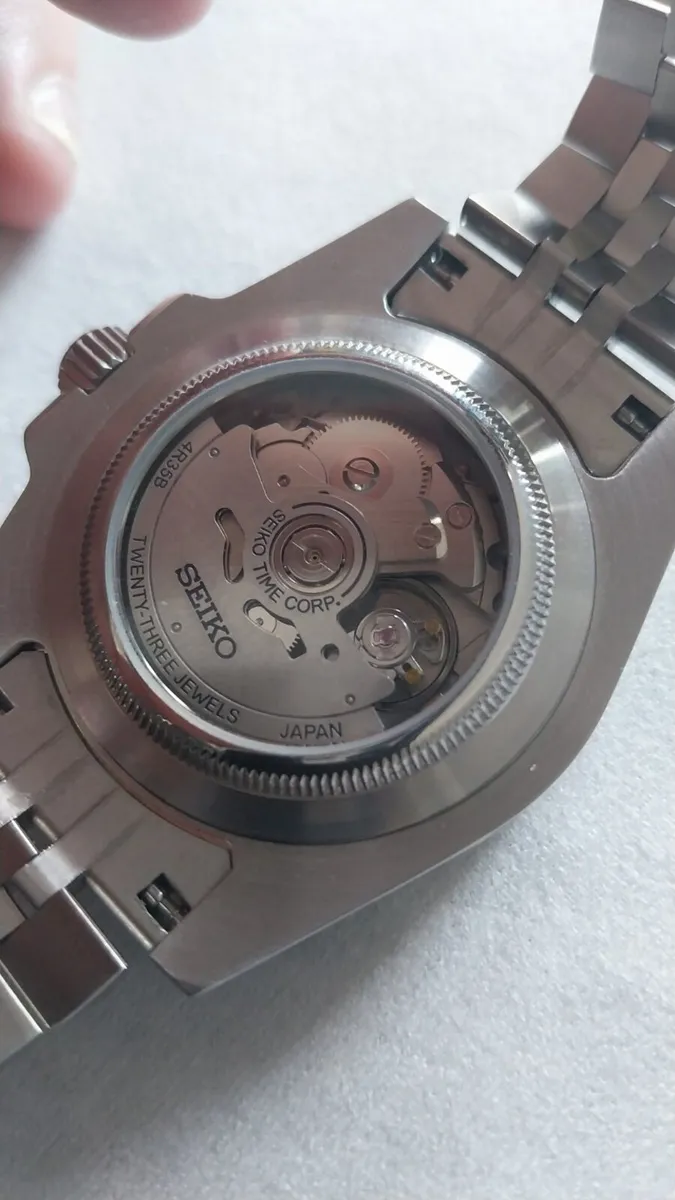 Seiko 4R35 Automatic Purple GMT-Style Mod Watch - Image 2
