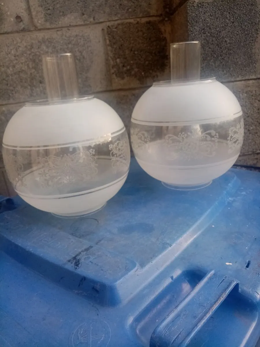 Matching oil lamp Shades - Image 3