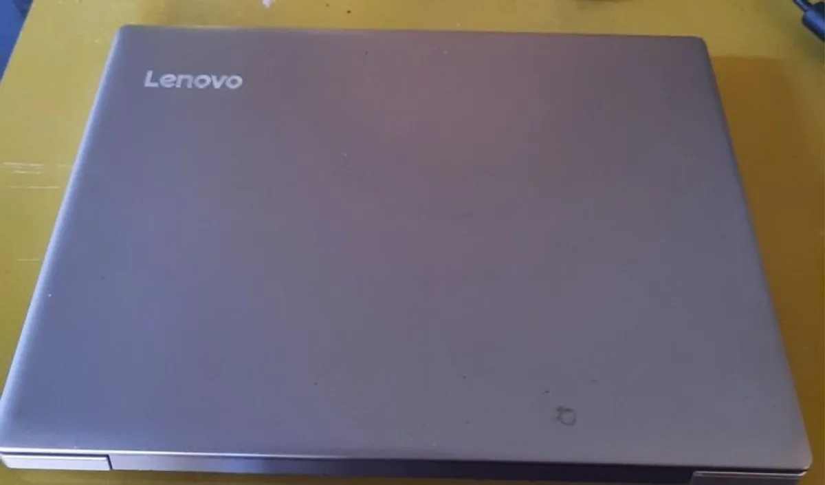 Lenovo Netbook 320s - Image 1