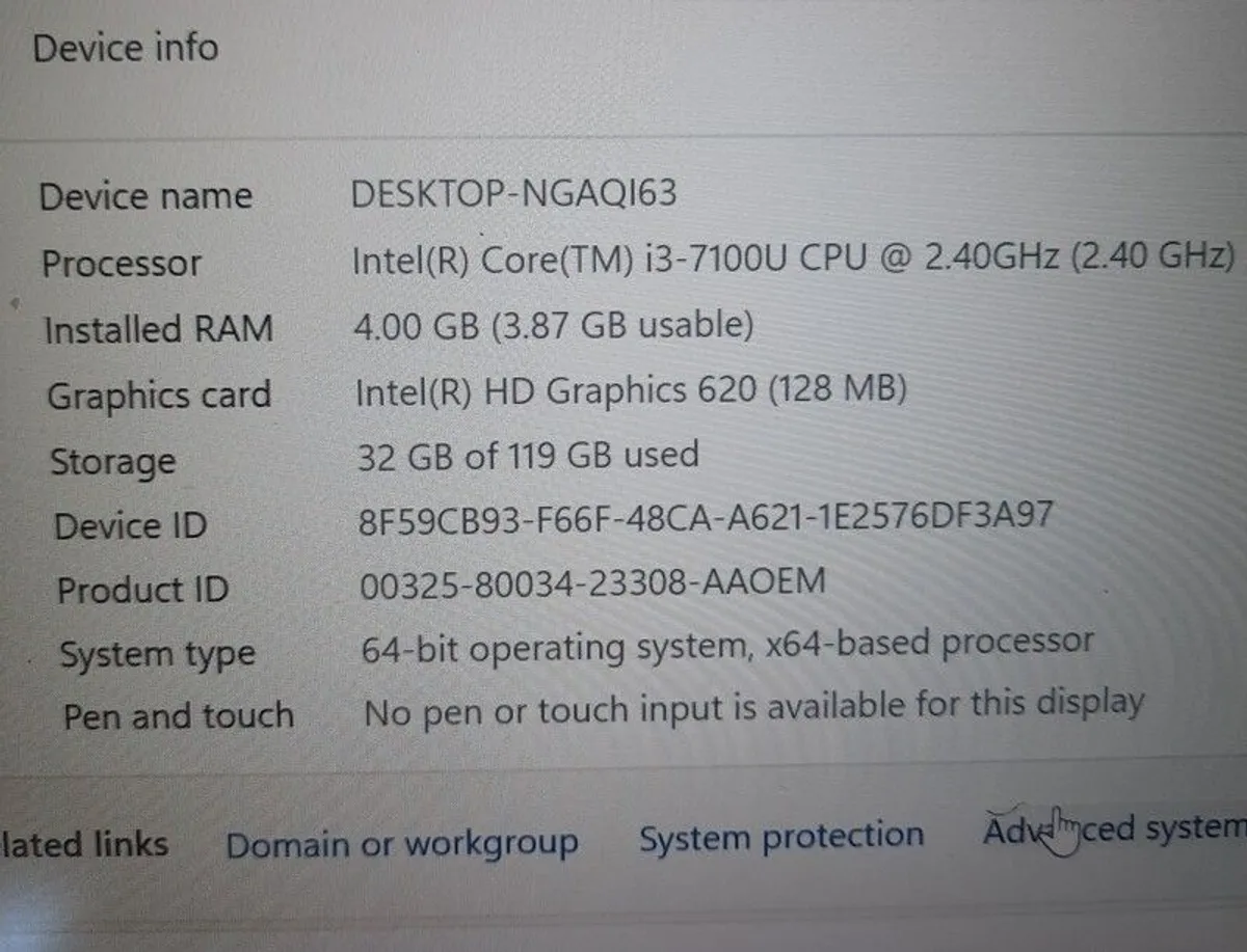 Lenovo Netbook 320s - Image 2