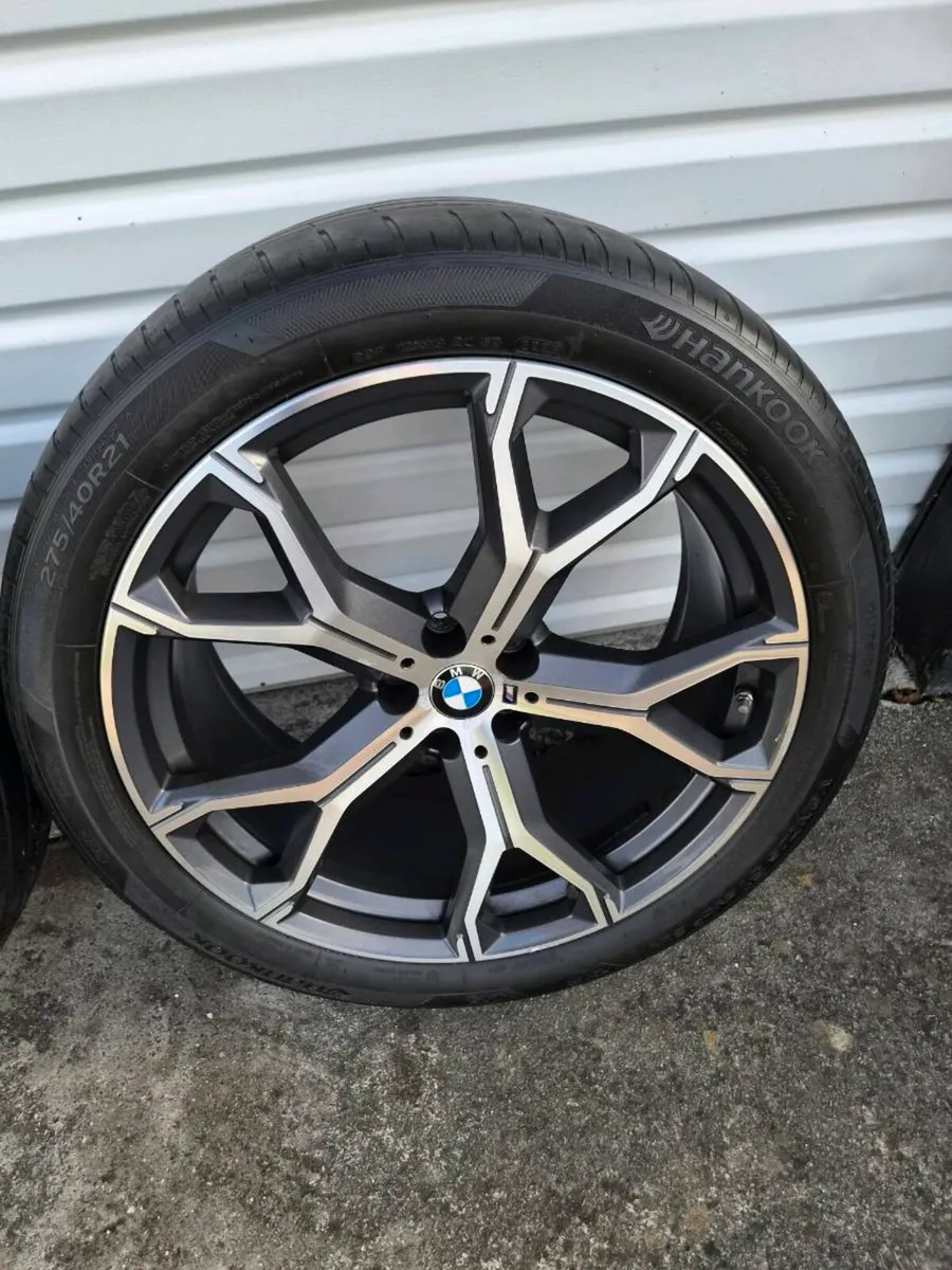 BMW 21" Genuine Alloys Wheels and Tyres - Image 2