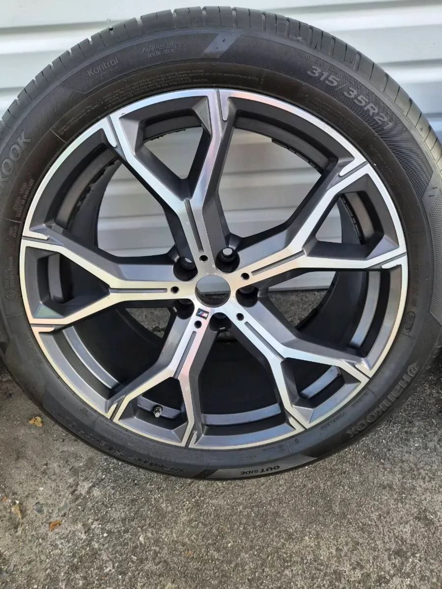 BMW 21" Genuine Alloys Wheels and Tyres - Image 4