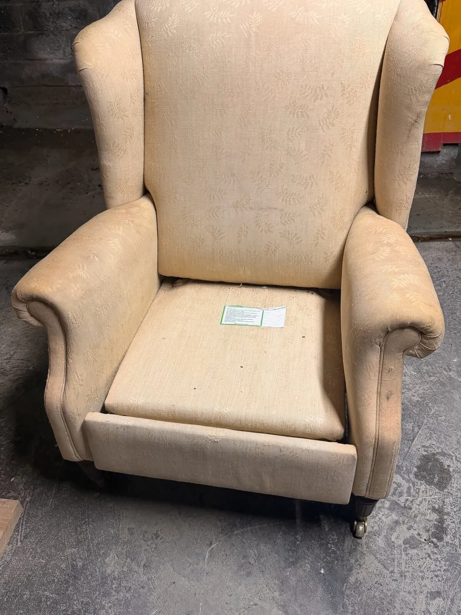 Laura Ashley Queen Ann reclining chair - Image 4