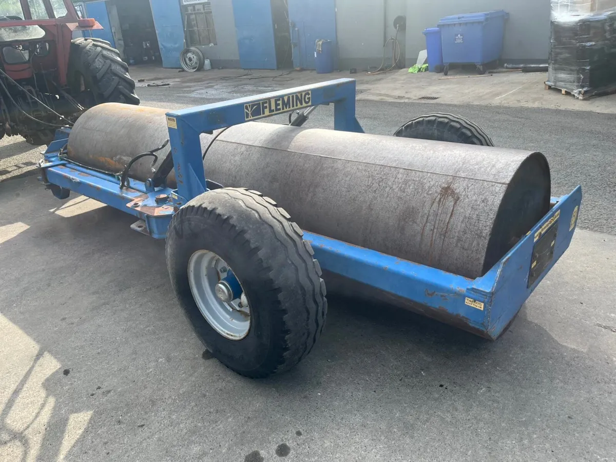 Fleming 12Ft End Tow Roller - Image 3
