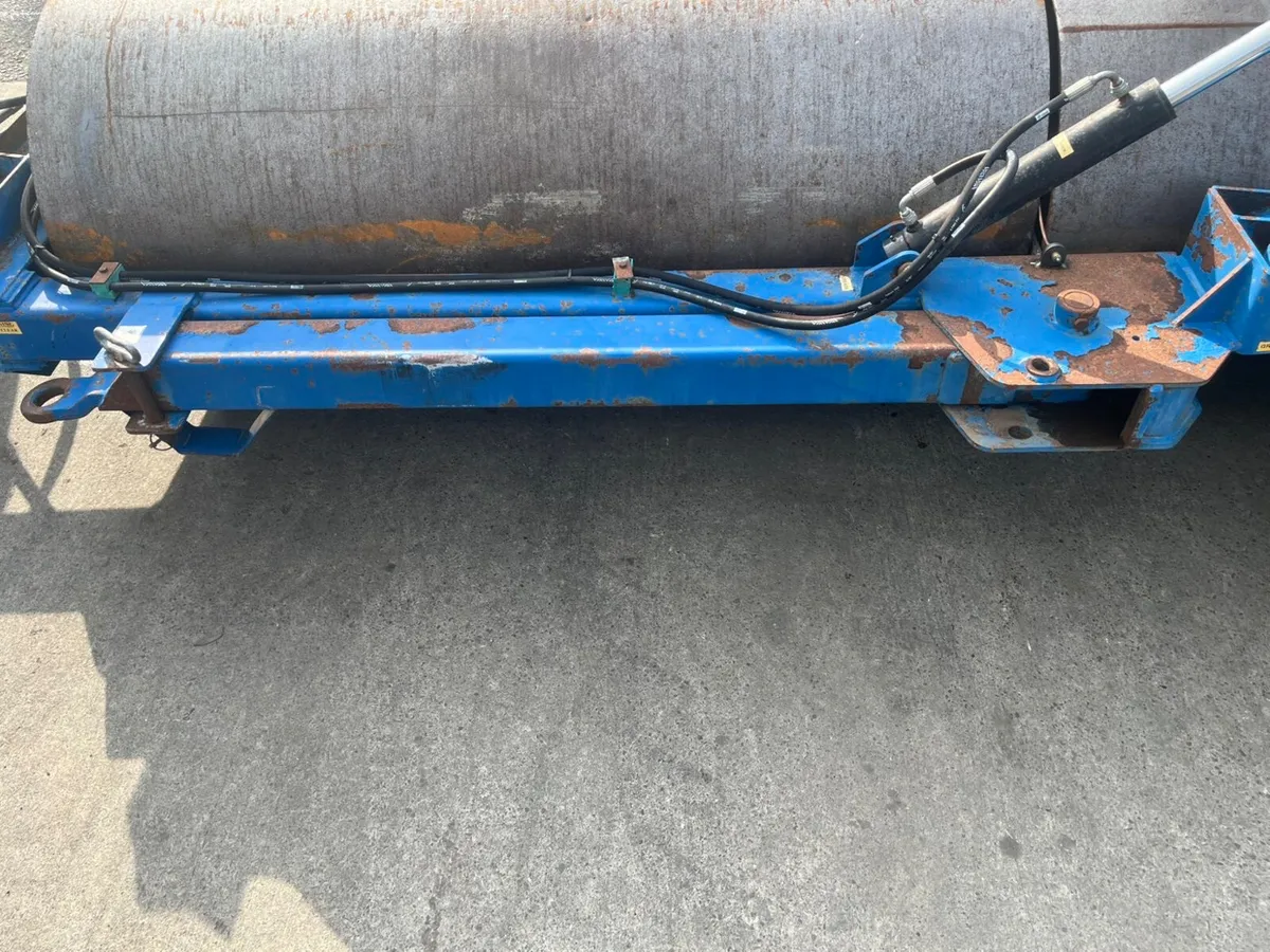 Fleming 12Ft End Tow Roller - Image 2