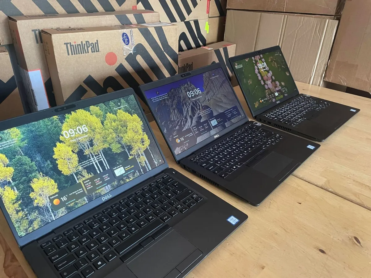 Dell 5400 Touchscreen Laptops-16GB Ram-Win 11 - Image 1