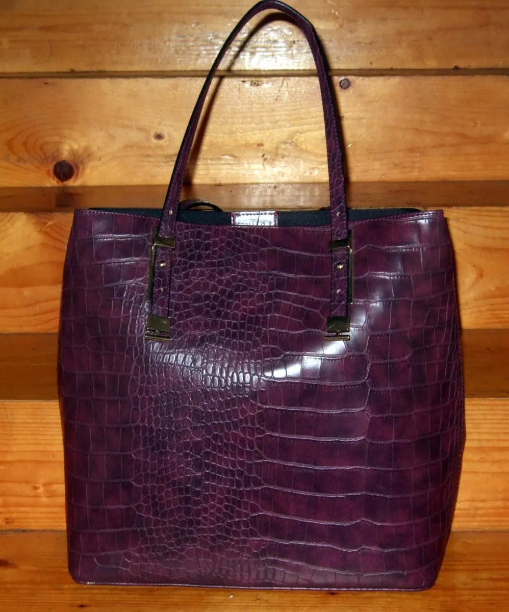 Large Vintage M&S Crocodile-Embossed Tote Bag - Image 1