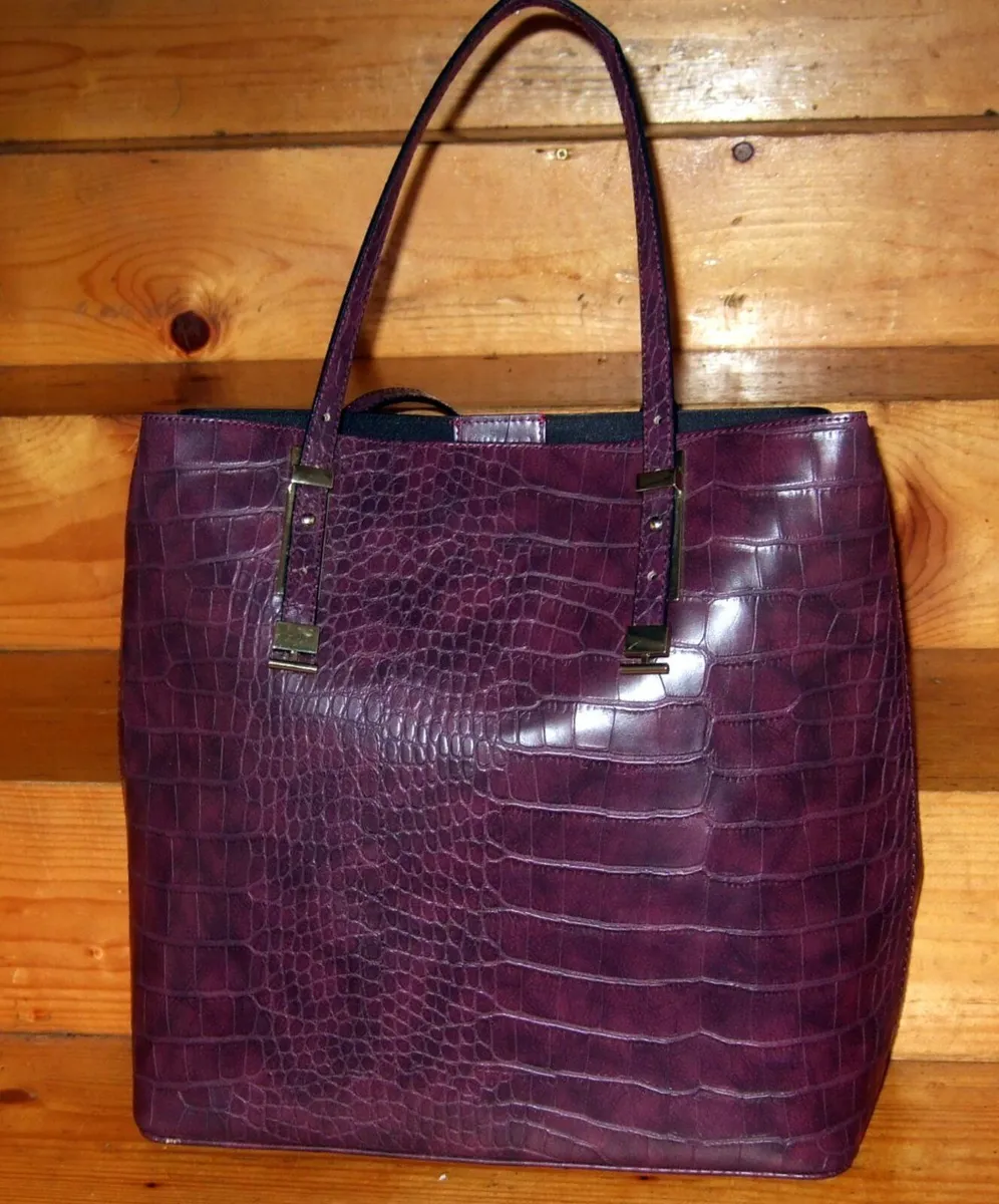 Large Vintage M&S Crocodile-Embossed Tote Bag - Image 3