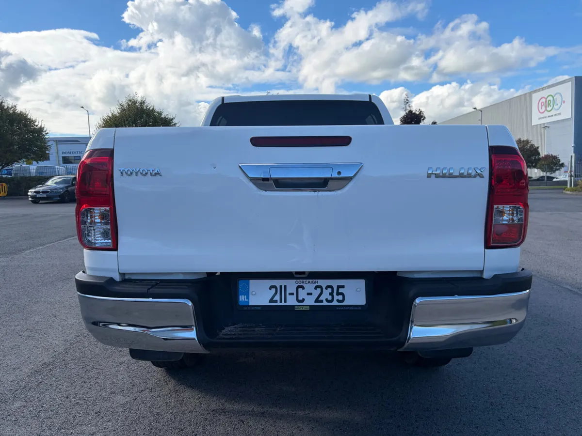 2021 HILUX 2.4 SR5 DOUBLE CAB - 1 OWNER IRISH VEHI - Image 4