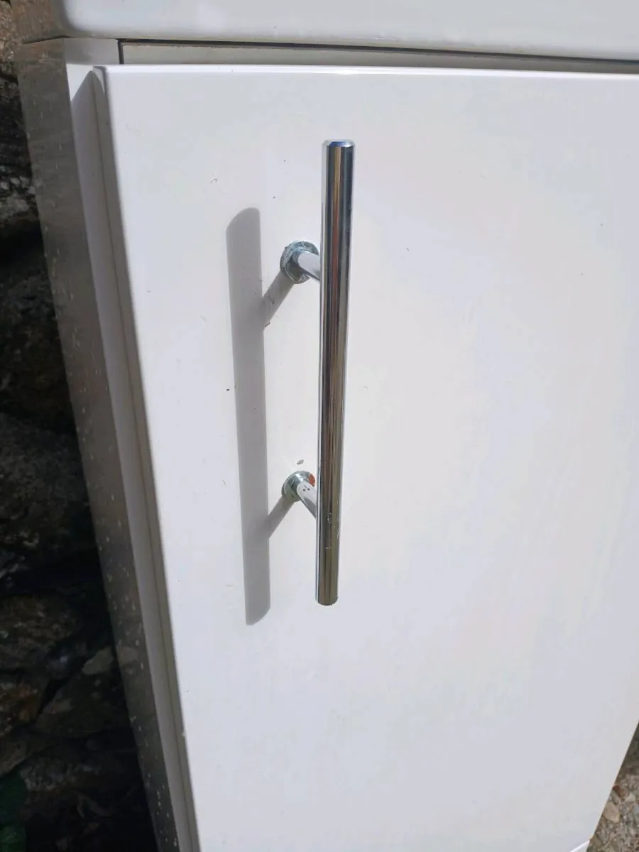 Small sink - Image 4