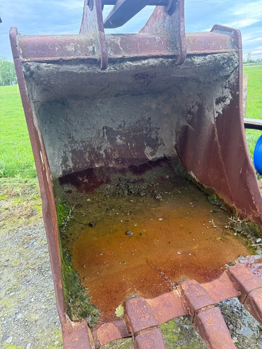 13t R&M digging bucket - Image 2