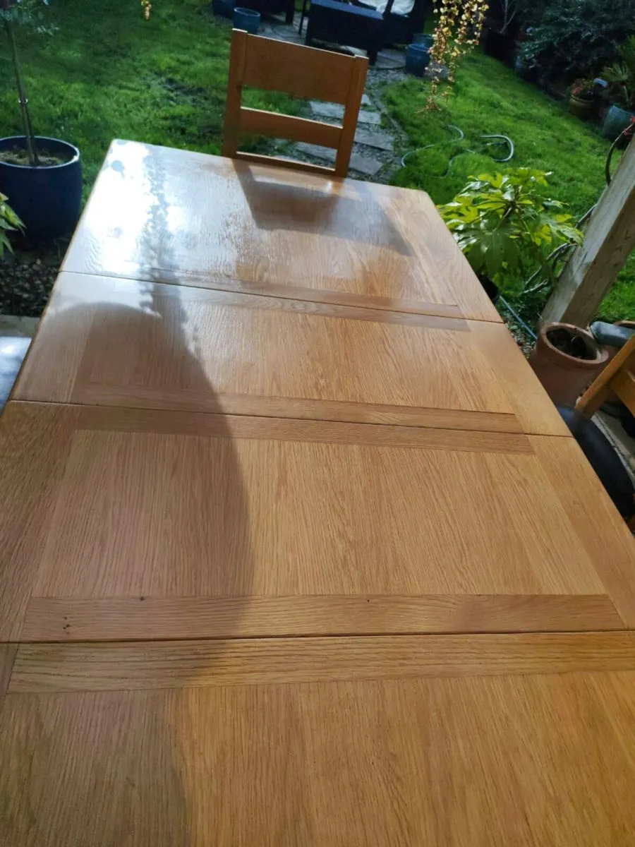 Kitchen dining table - Image 3