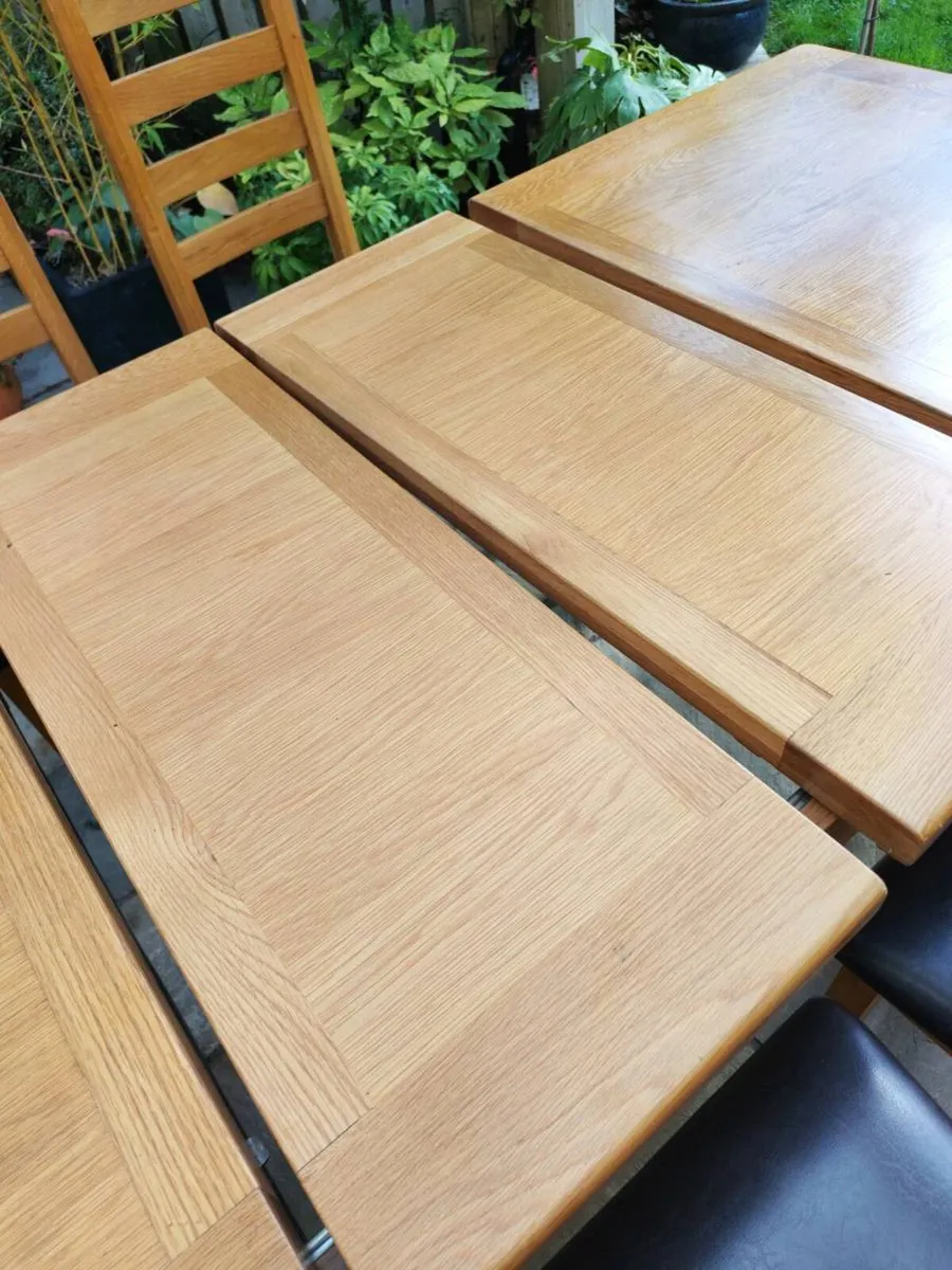 Kitchen dining table - Image 2