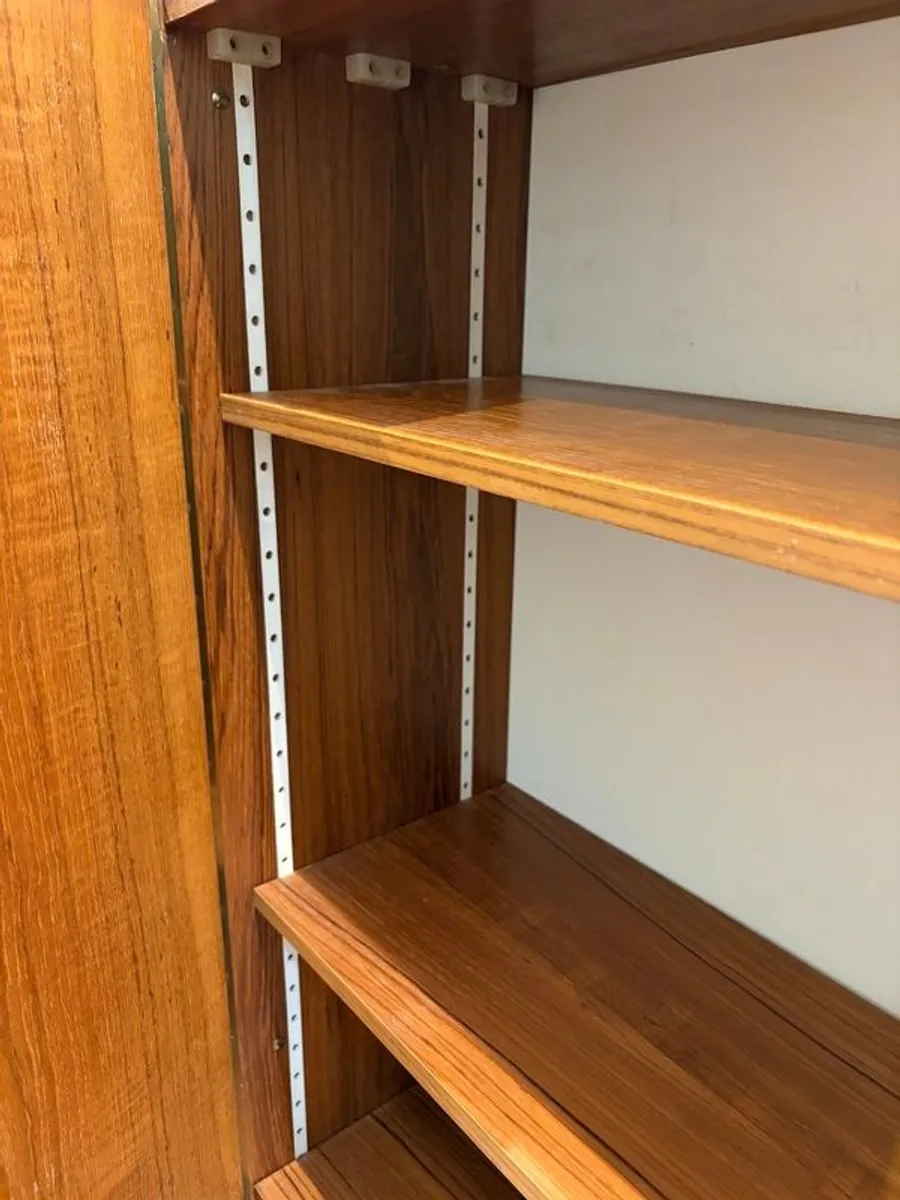 Mid-century teak cabinet - Image 2