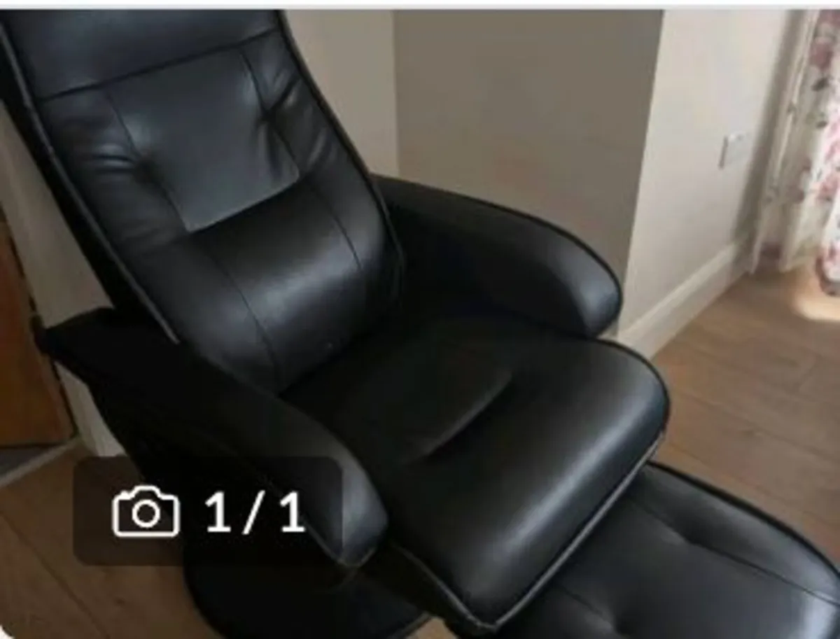 Recliner Built In Massage Function