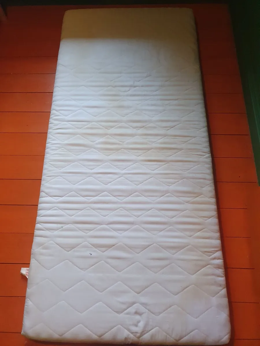 Bed - Image 3