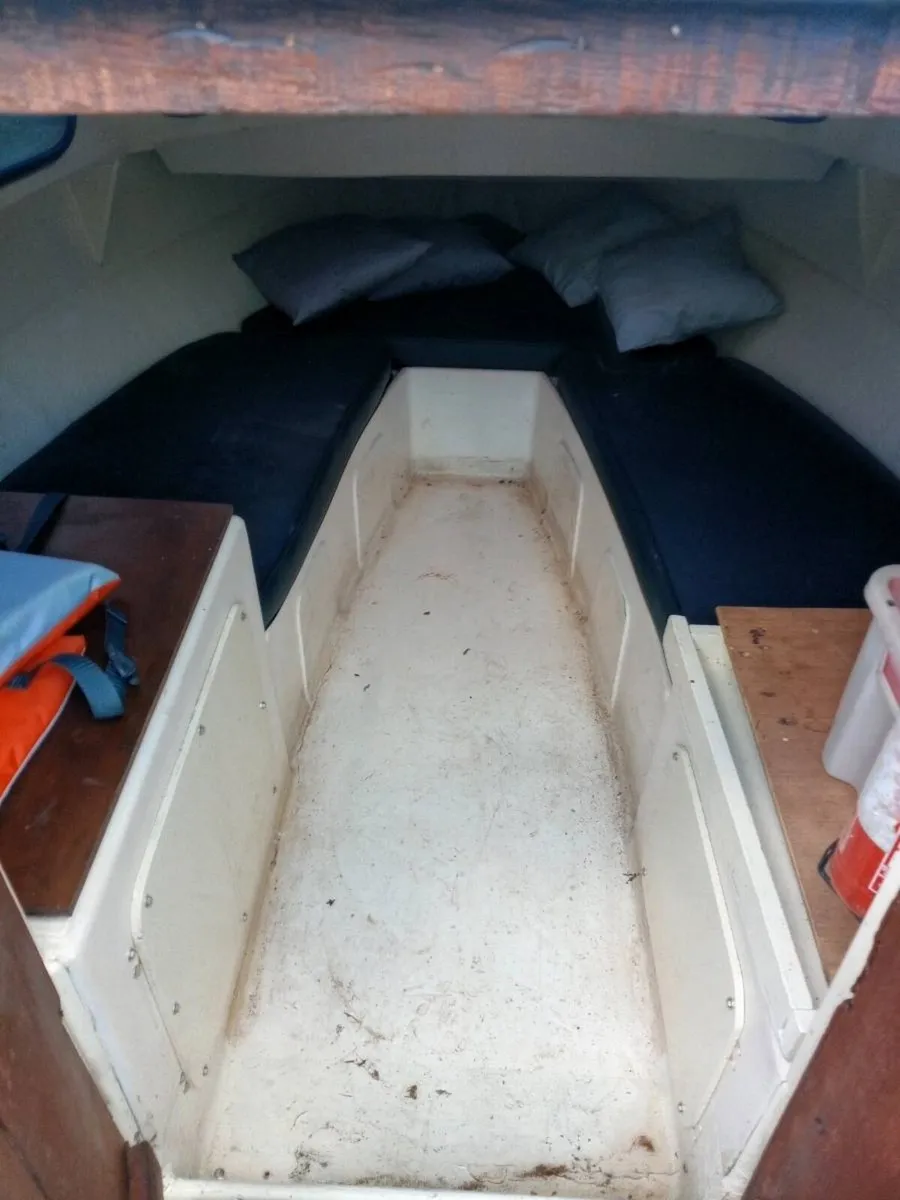 14ft cabin boat ,swap for motorbike - Image 3