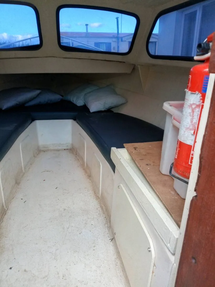 14ft cabin boat ,swap for motorbike - Image 4