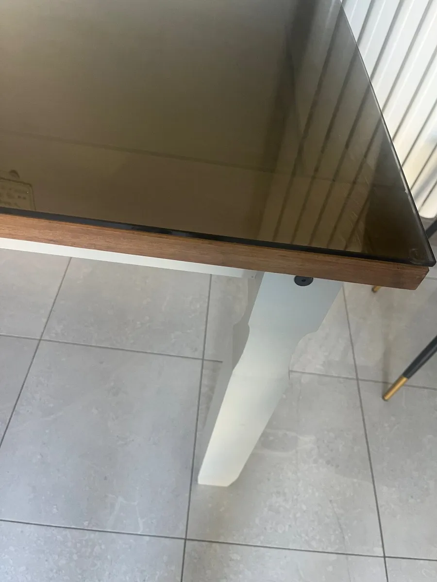 Kitchen table - Image 3
