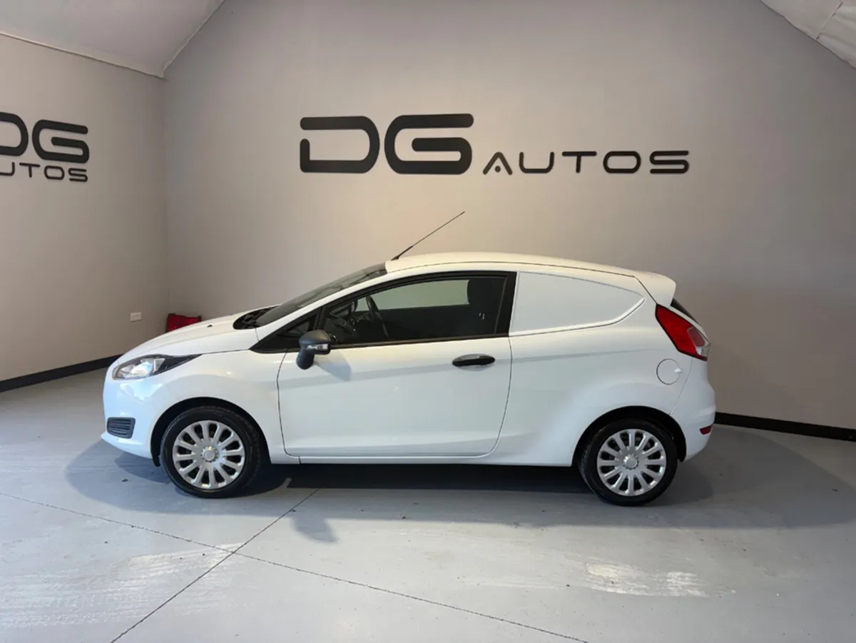 Ford Fiesta VAN 1.5 TDCI 75PS BASE 2DR - Image 1
