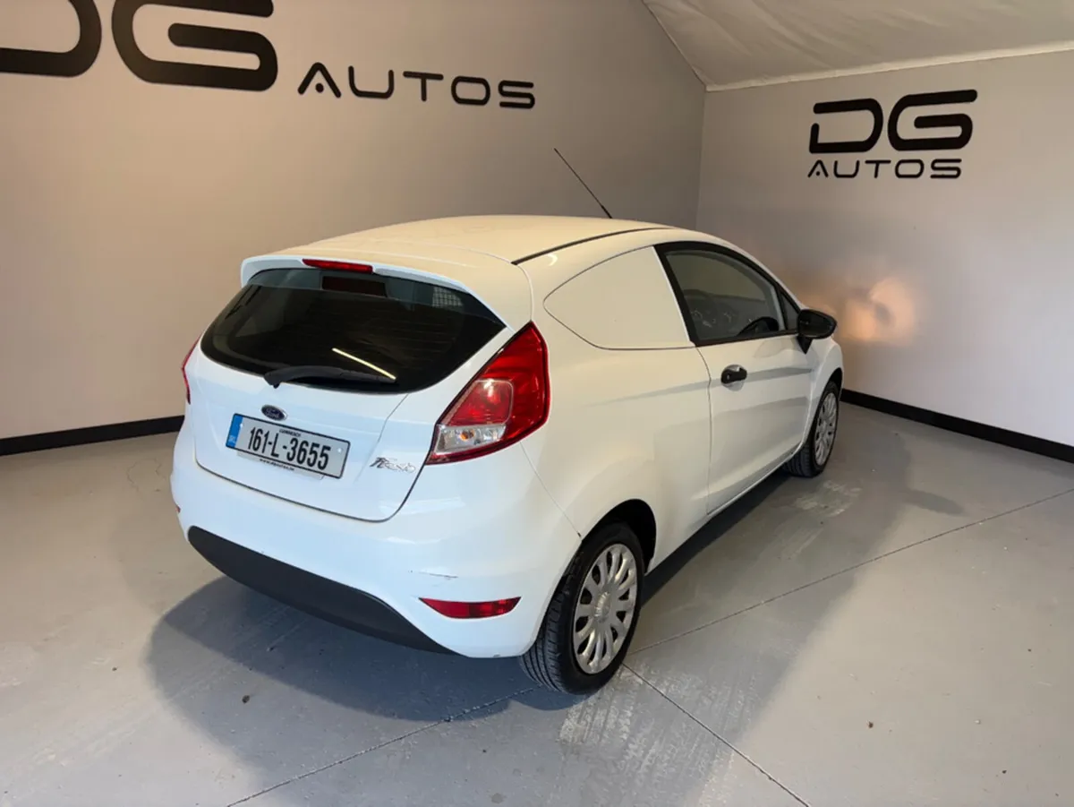 Ford Fiesta VAN 1.5 TDCI 75PS BASE 2DR - Image 3