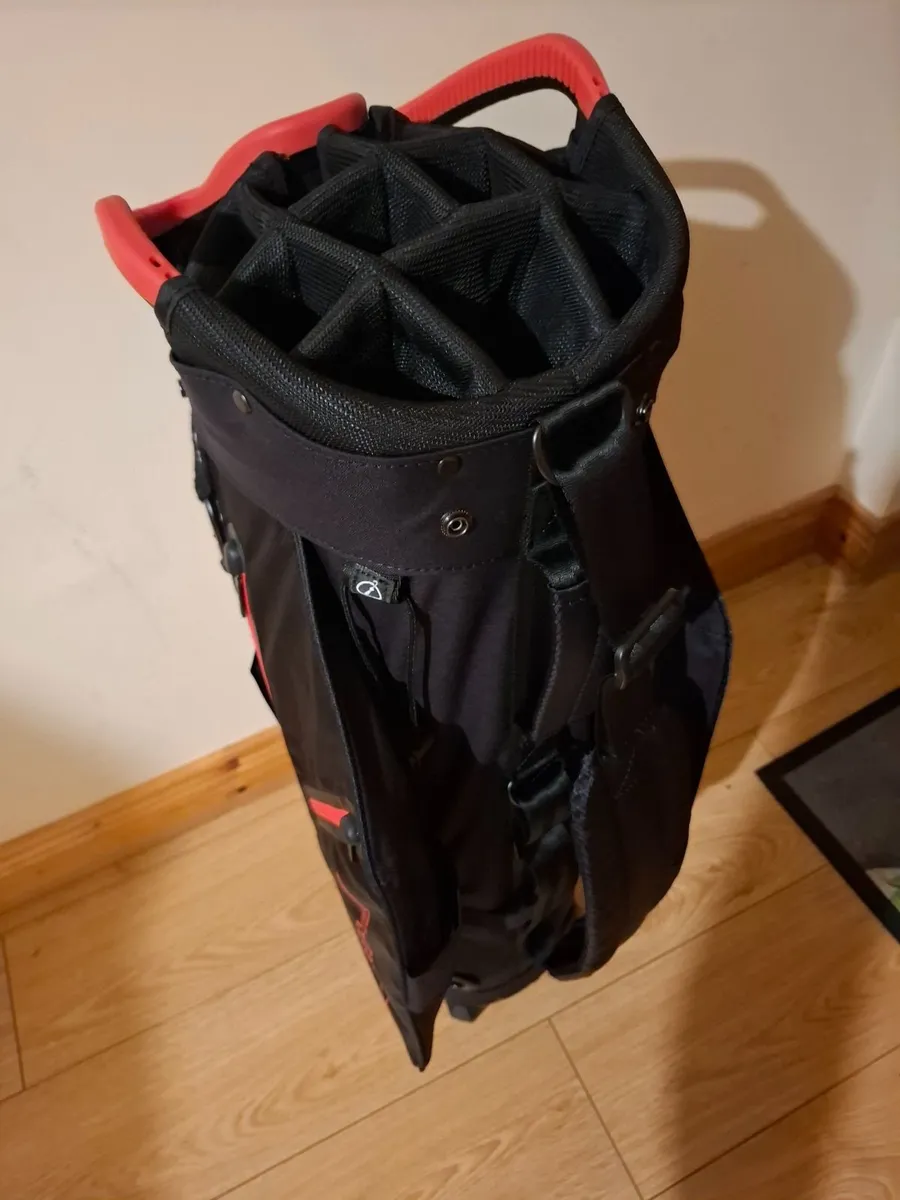 AMG Mercedes Golf Bag - Image 4