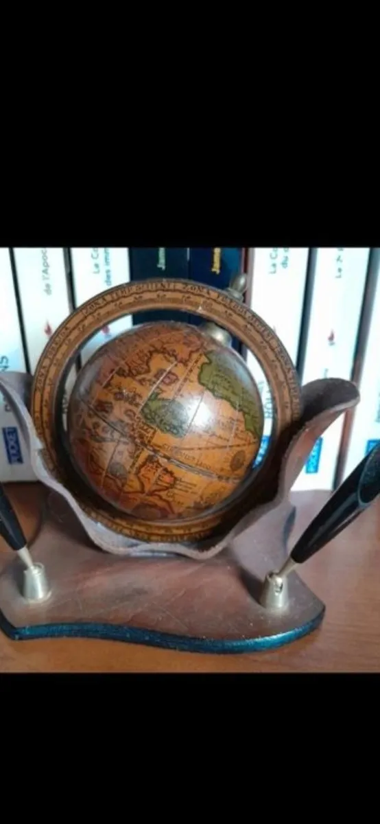 Desk globe - Image 3