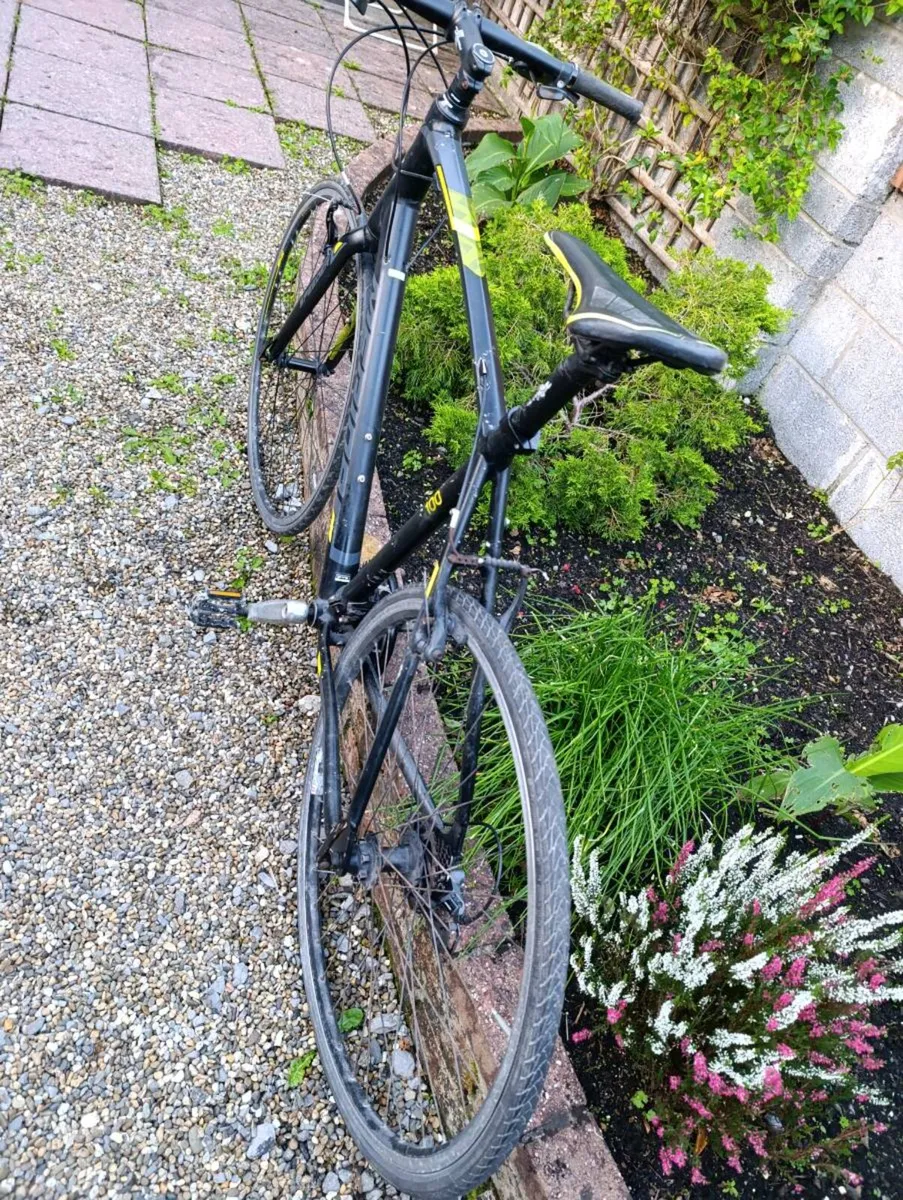 Merida Speeder 100 – Hybrid Bike
Merida Speeder 10 - Image 1