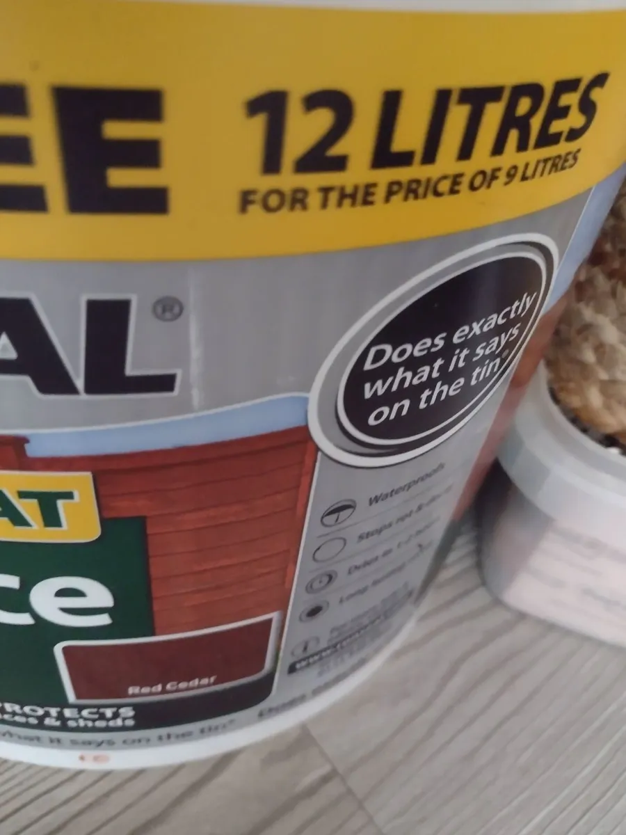 Large unopened bucket Ronseal one coat fence life - Image 1