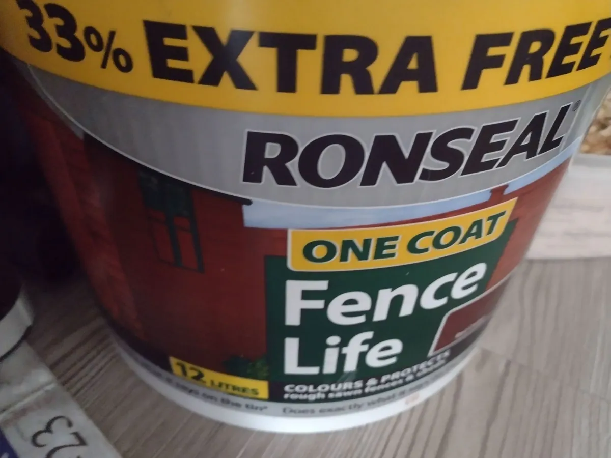 Large unopened bucket Ronseal one coat fence life - Image 3