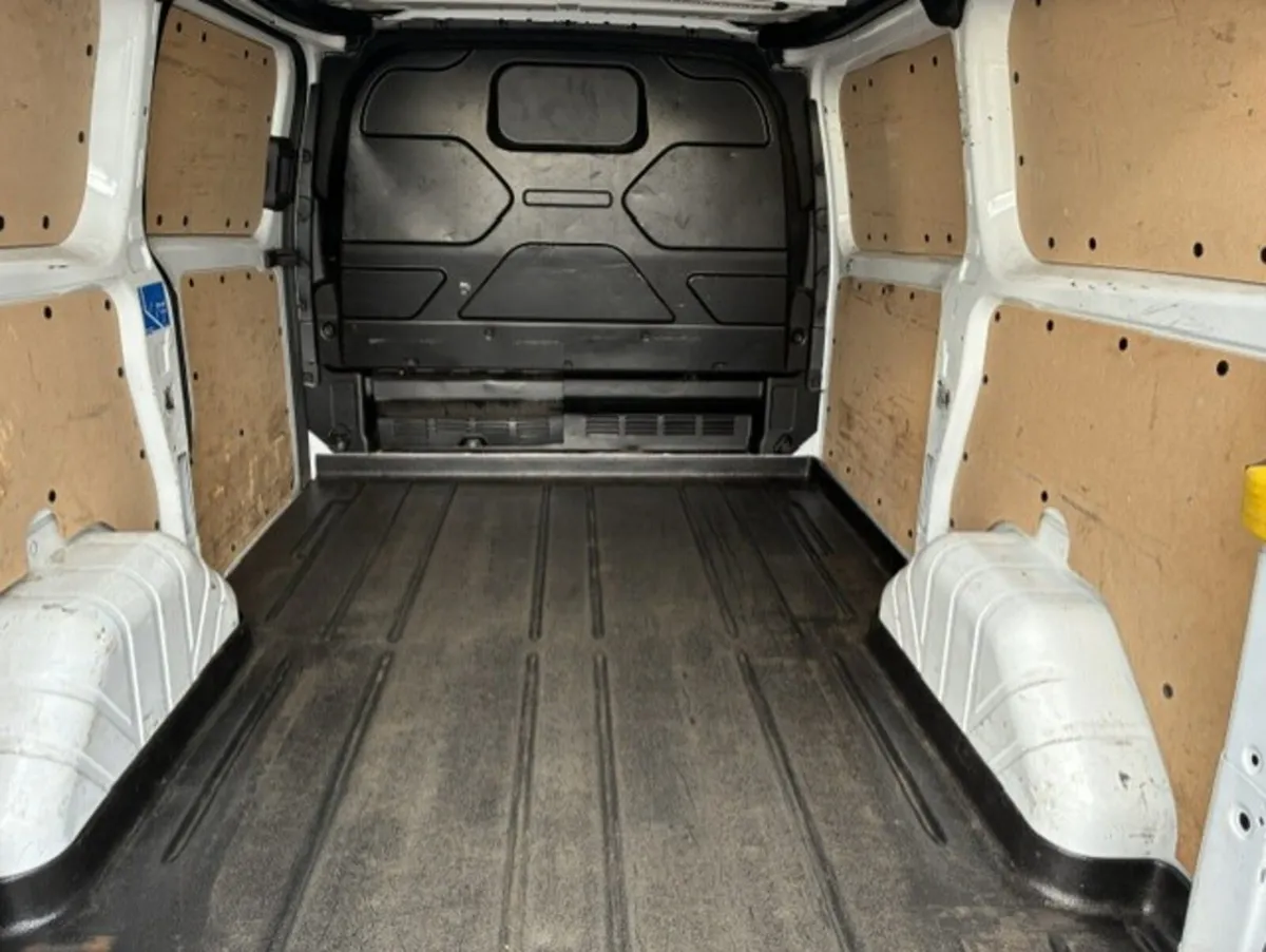 Ford Transit Custom Limited ** €215 VRT ** - Image 3
