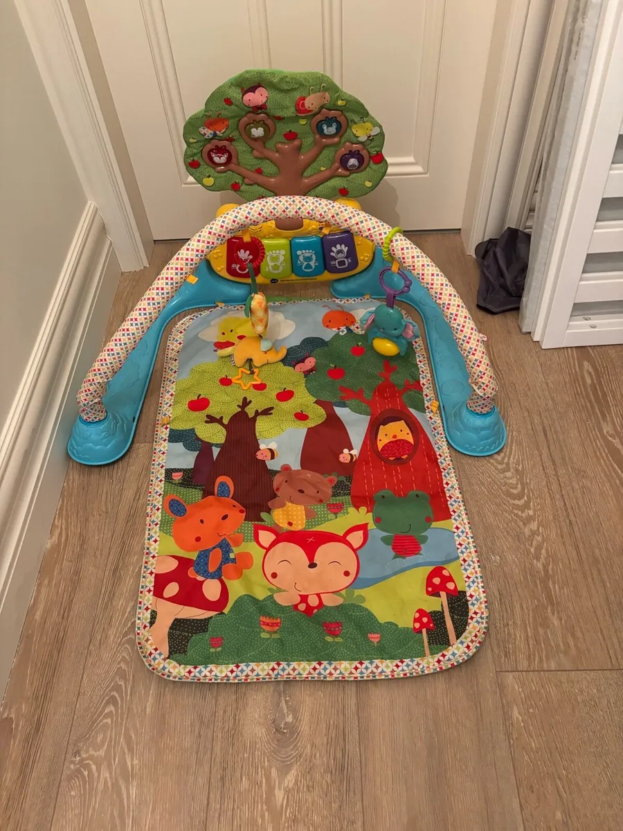Baby equipment - Image 1