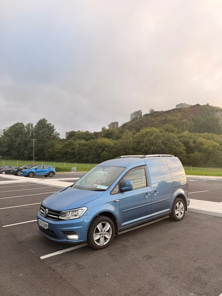 Vw Caddy Highline - Image 3