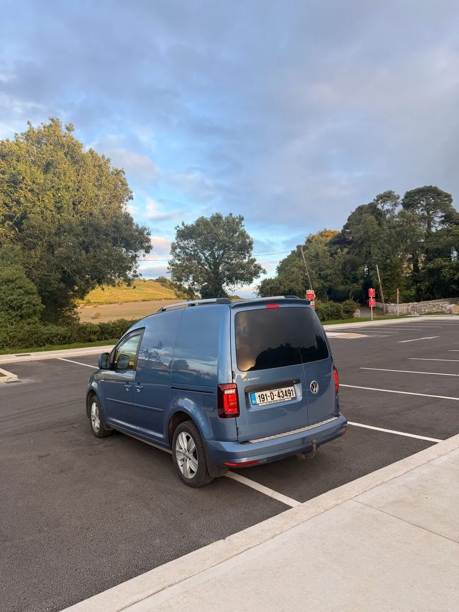 Vw Caddy Highline - Image 4