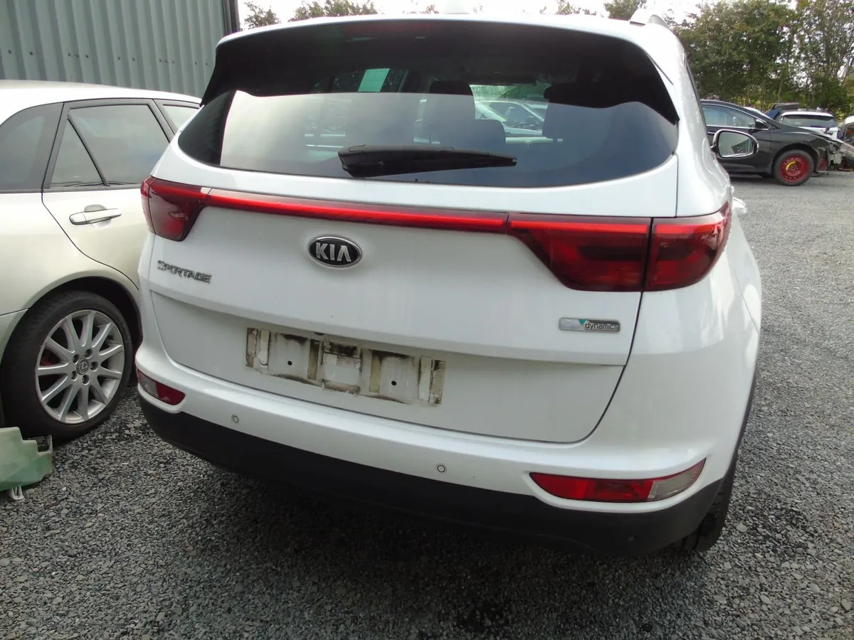 kia sportage 1.7 diesel breaking 2017 - Image 4