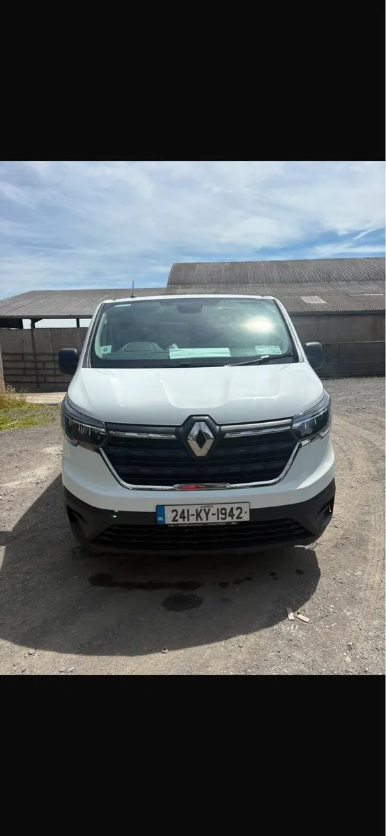 Renault traffic - Image 1