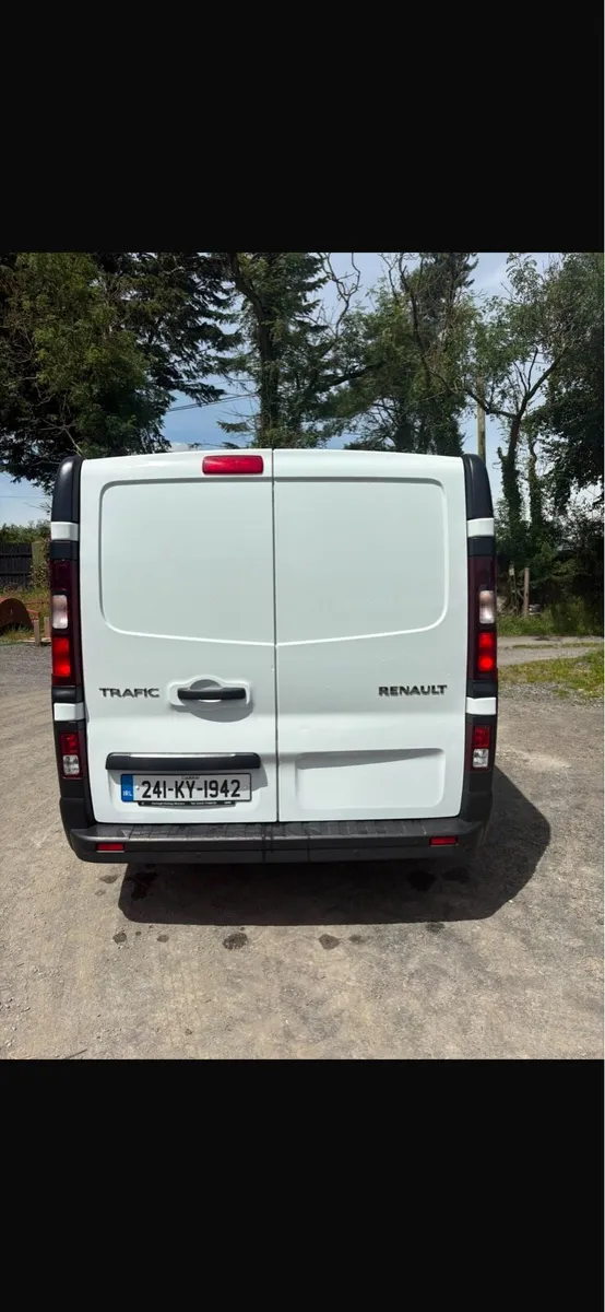 Renault traffic - Image 4